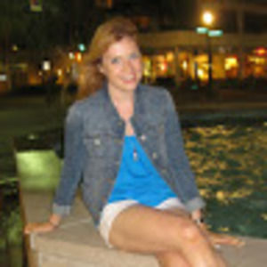 Meet your Posher, Adrienne